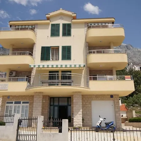Apartment Baska Voda